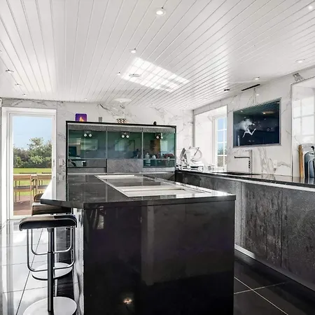 4 Star In Holiday home *