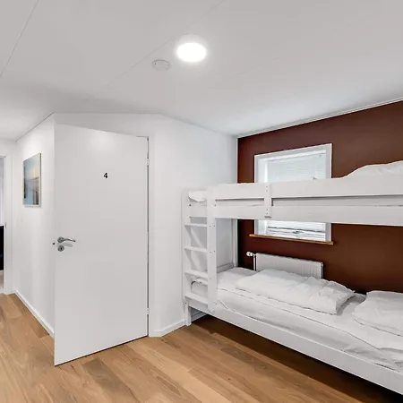 4 Star In Holiday home *