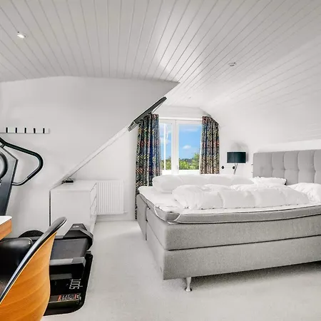 4 Star In Holiday home *